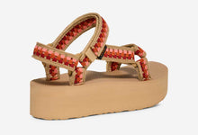 Teva-Flatfoam Universal Tessera