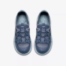 Clarks-Solevana Step