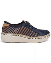 Skechers-Wilhire Blvd Breezy Stroll