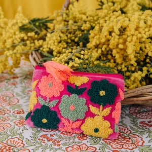 Pink Lemons Ltd-Rambling Flower Pouch