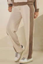 Yelete-827CD007