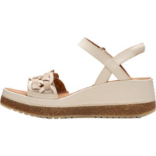 Clarks-Kassanda Bar