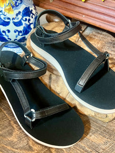 Teva-Original Universal Slim Leather