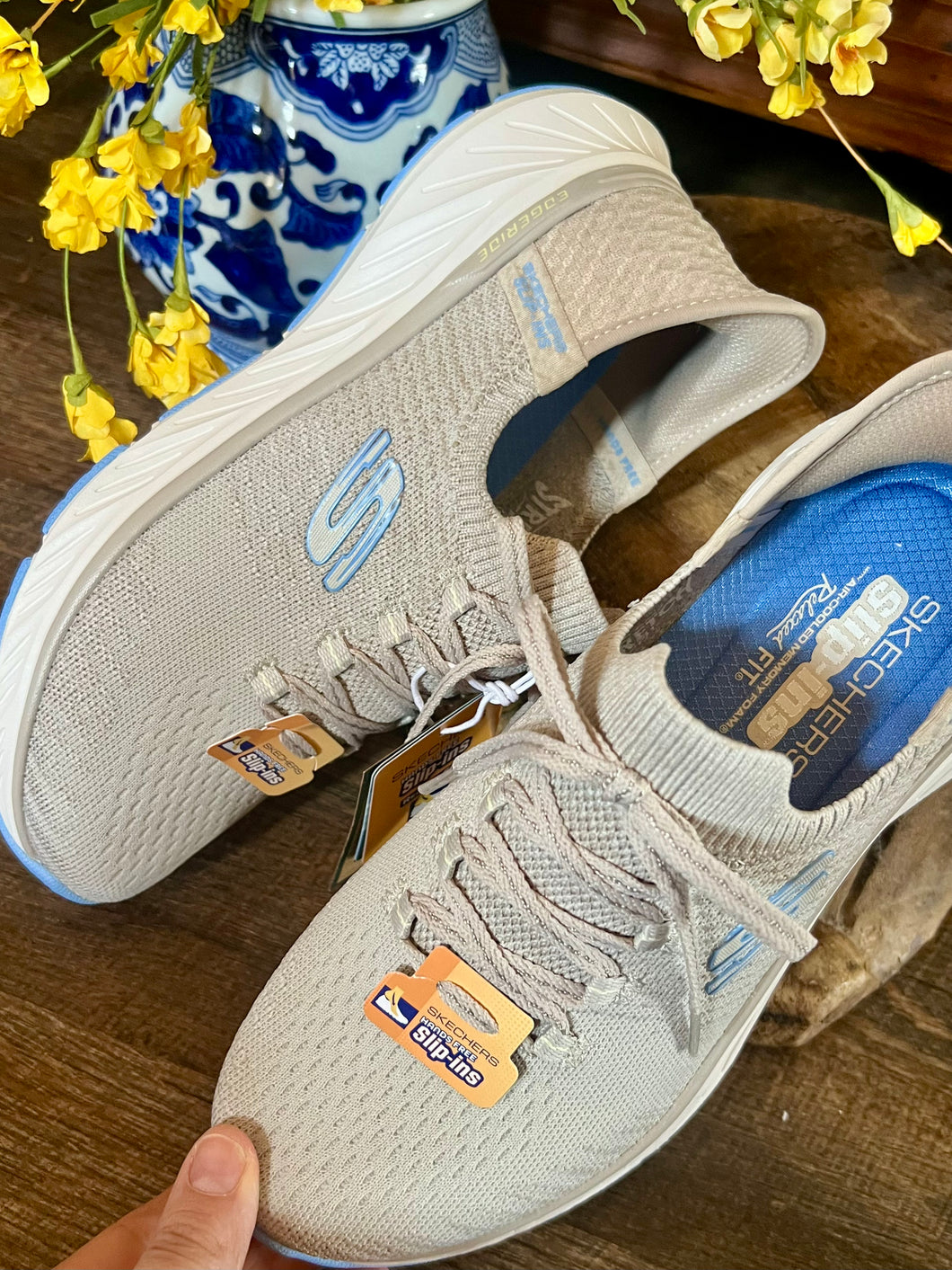 Skechers-Edgeride Impression