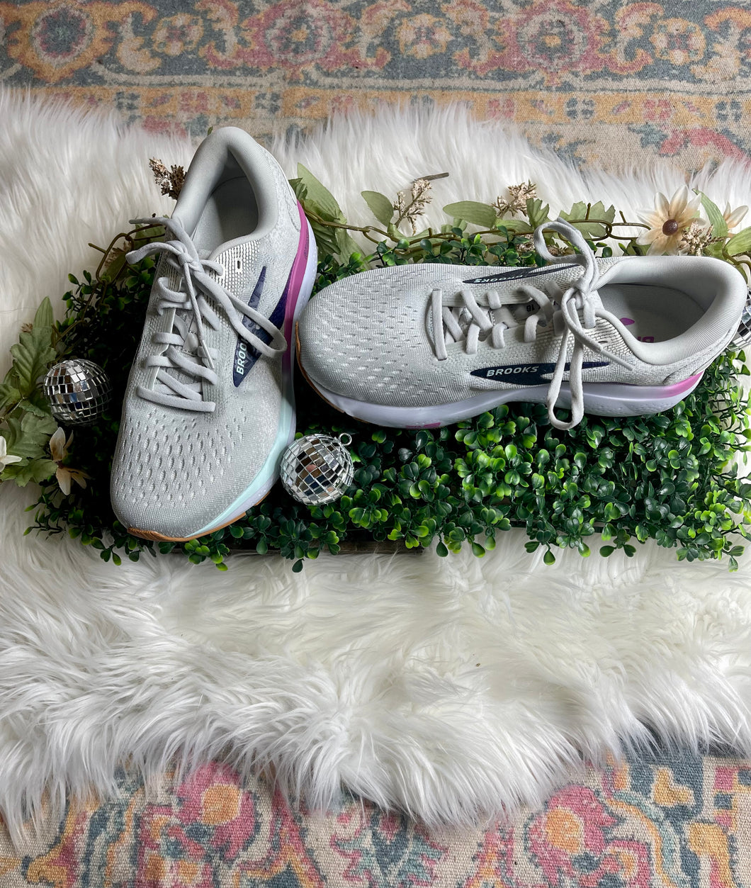 Brooks-Ghost 16