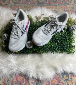 Brooks-Ghost 16