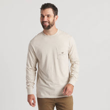 Southern Marsh-LS Vintage Duck Decoy Tee - Camo