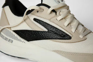 Brooks-Adrenaline GTS 24