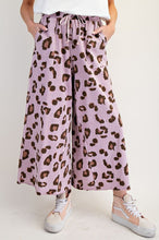 Easel-EB56752
